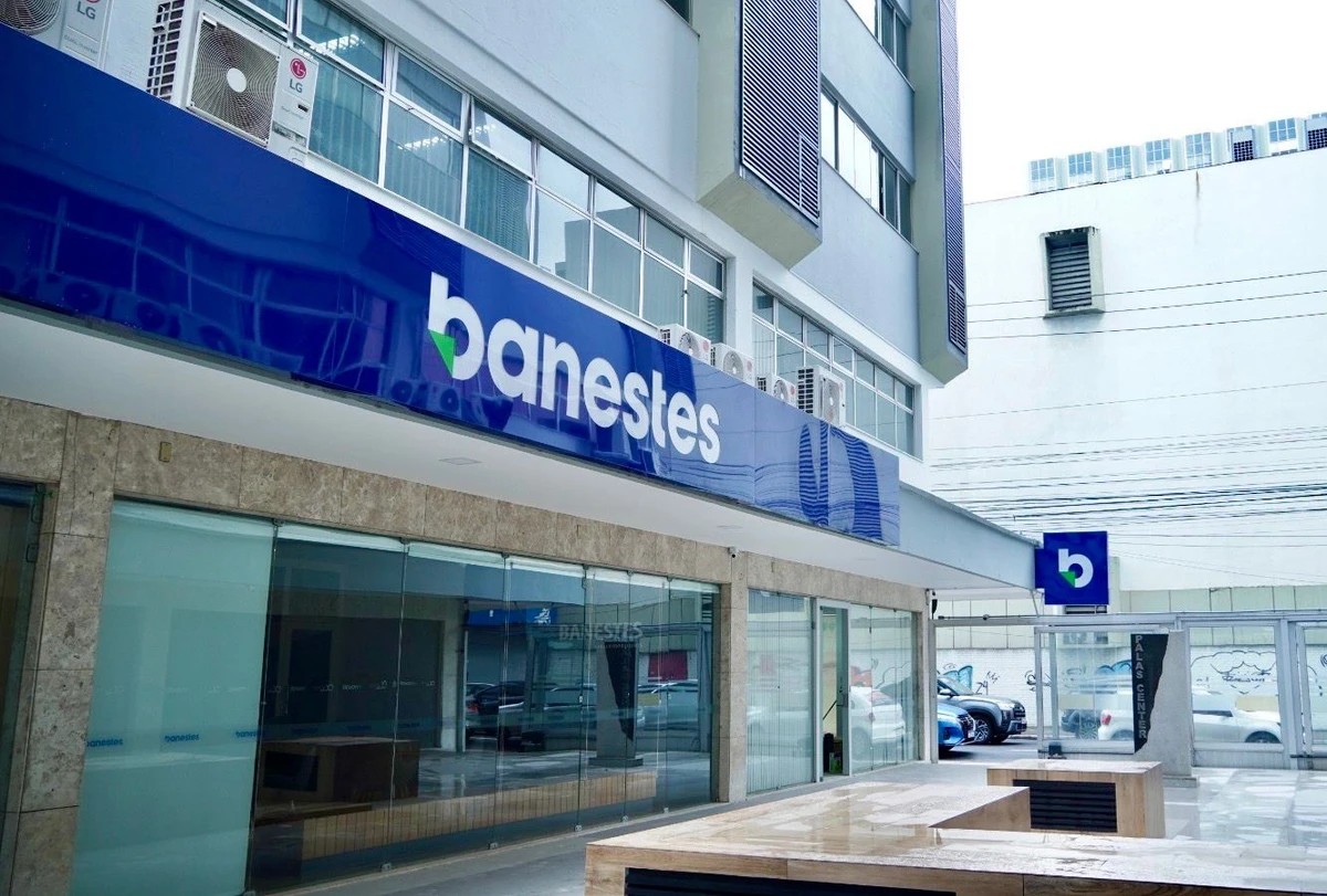 Banestes lança nova marca no aniversário de  88 anos