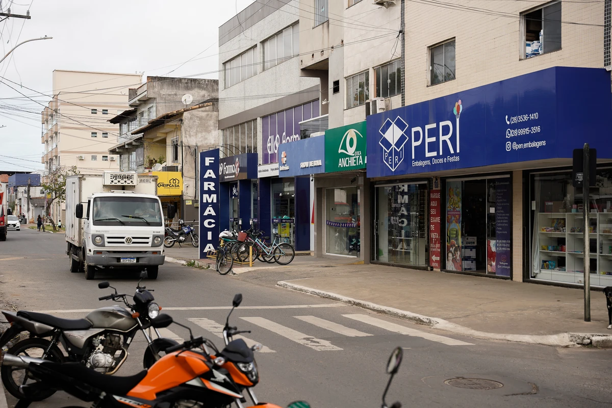 Comércio em Anchieta: queda de movimento fez coleta de impostos cair na última década