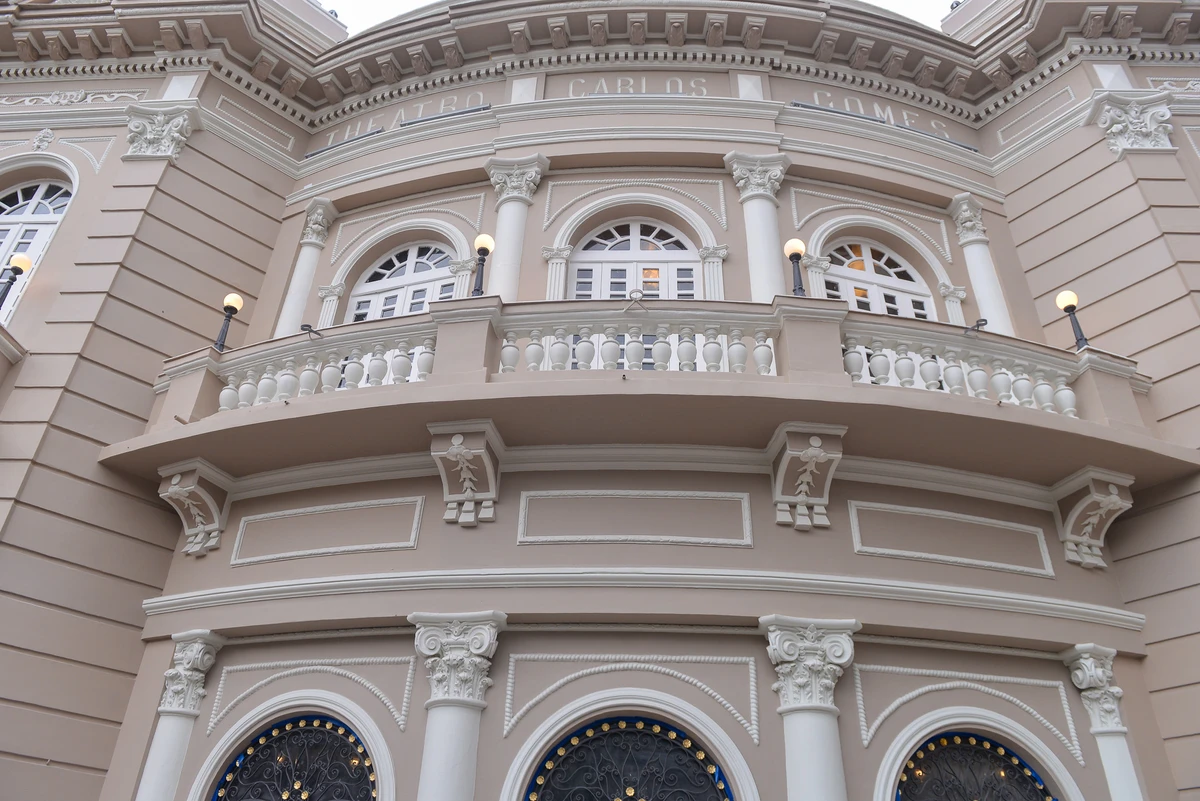 Teatro Carlos Gomes no Centro de Vitória