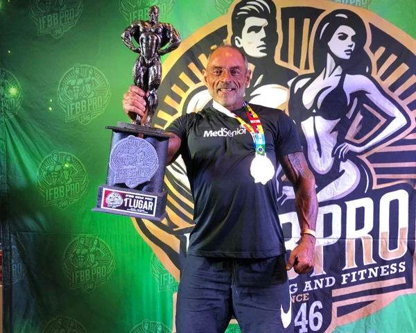 Márcio Vago venceu na categoria Master 50+ do Sul-Americano de Fisiculturismo