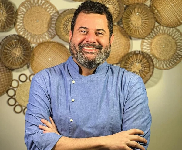 O embaixador culinário do Estado na COP30 é o chef capixaba Rafael Coelho