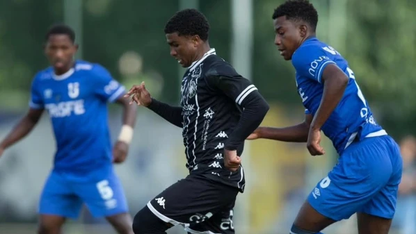 Após empate em 0 a 0 no tempo regulamentar, o Capa-Preta foi derrotado na disputa de pênaltis e caiu na semifinal da competição