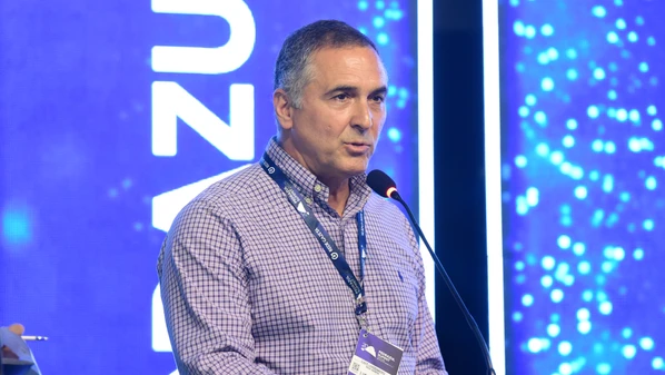 Presidente da Rede Gazeta abre a 20ª edição do Pedra Azul Summit, encontro de líderes empresariais e políticos que discute o futuro do ES sob a ótica da economia, da política e do potencial inovativo