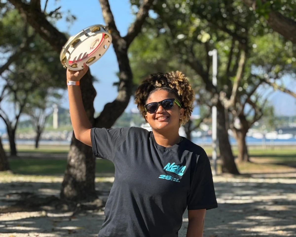 Bruna Leite se descobriu percussionista por conta do Vale Música
