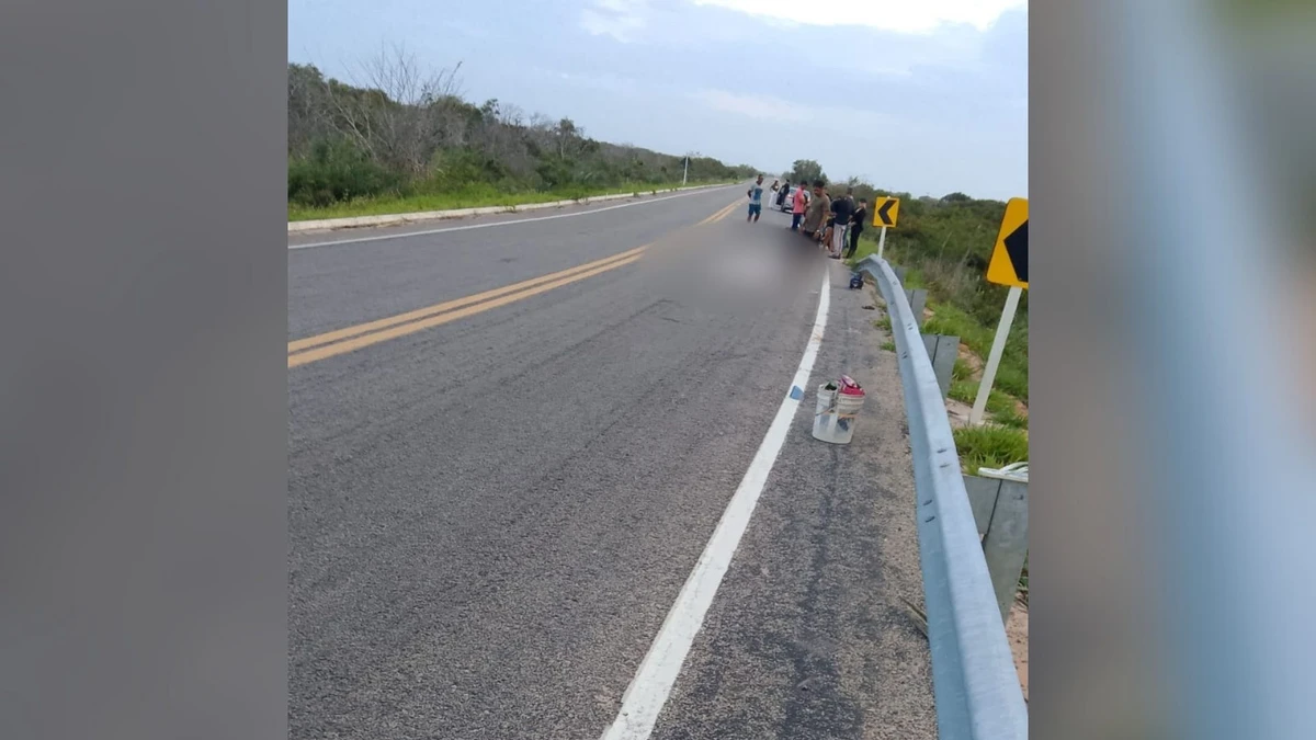 Mulher morre em acidente de moto após passeio na Lagoa do Siri no ES