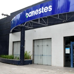 Nos próximos dias as agências bancárias, INSS e Correios  terão atendimentos especiais e transações bancárias podem não ocorrer. Entenda