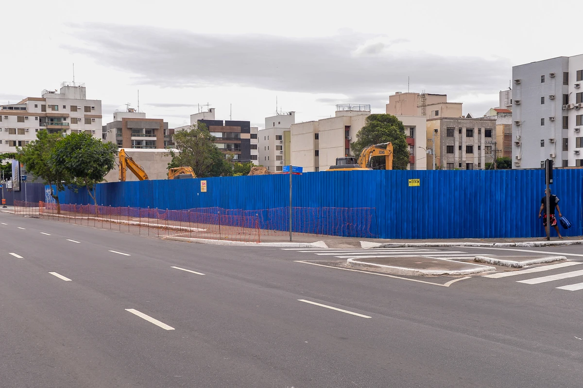 Área onde fica o prédio do hotel Aruan na Praia de Camburi