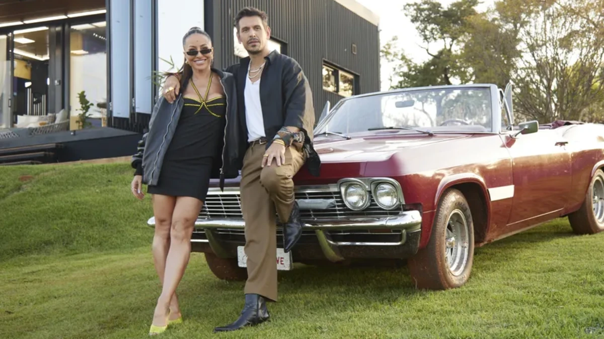 Sabrina Sato e João Vicente apresentam 