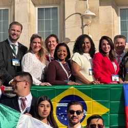 Secretaria Estadual das Mulheres participou de fórum global na Espanha em que a liderança feminina e estratégias de enfrentamento da violência estiveram em debate