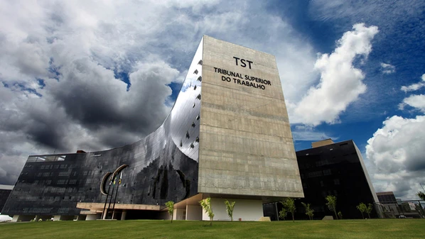 Em decisão, ministro do TST disse haver entendimento consolidado de que, em casos de fornecimento inadequado de colete à prova de balas, o dano moral é presumido