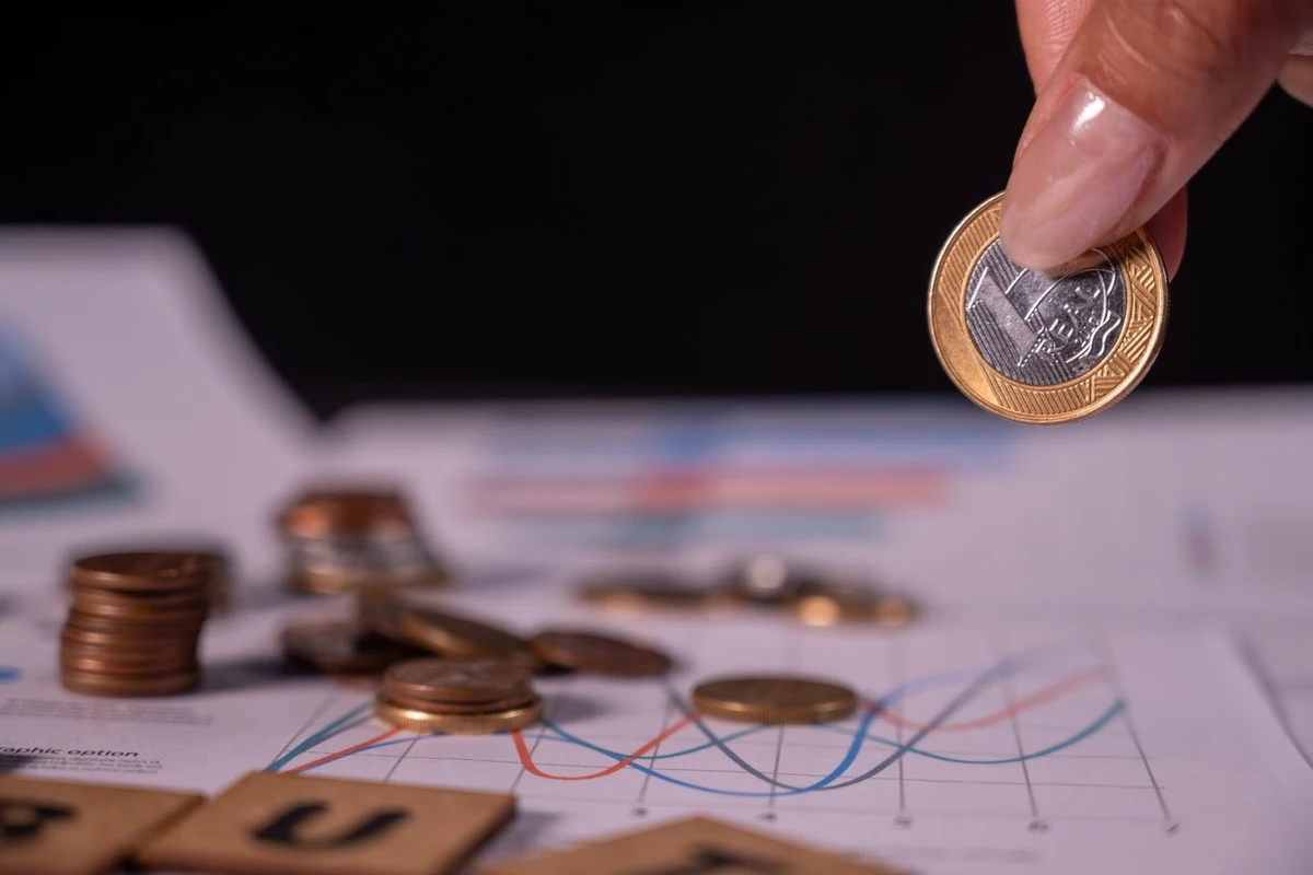 Gastos públicos, investimentos, ajuste fiscal, dinheiro