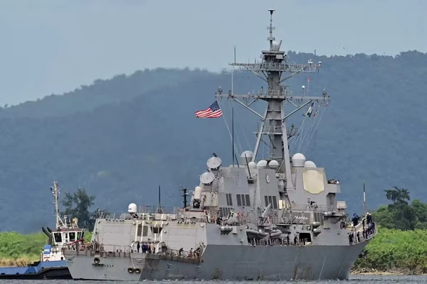 O navio de guerra dos EUA visitará Trinidad e Tobago para exercícios conjuntos perto da costa da Venezuela em meio à campanha de Washington contra supostos traficantes de drogas na região