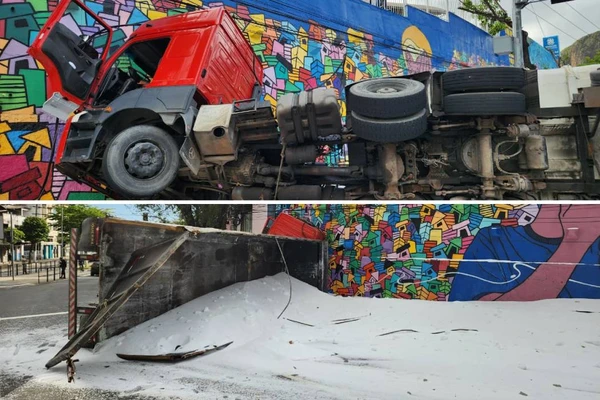 Carreta que transportava ureia tomba na Curva por Ricardo Medeiros