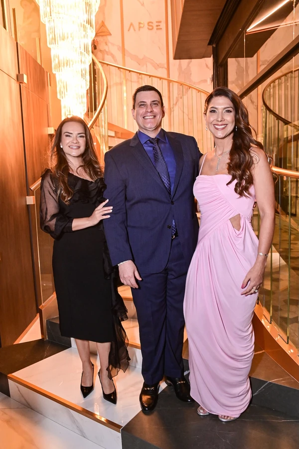 Dra. Pamella Andrade, Dr. Luís Eduardo Barbosa e Roberta Barbosa, CEO da Apse