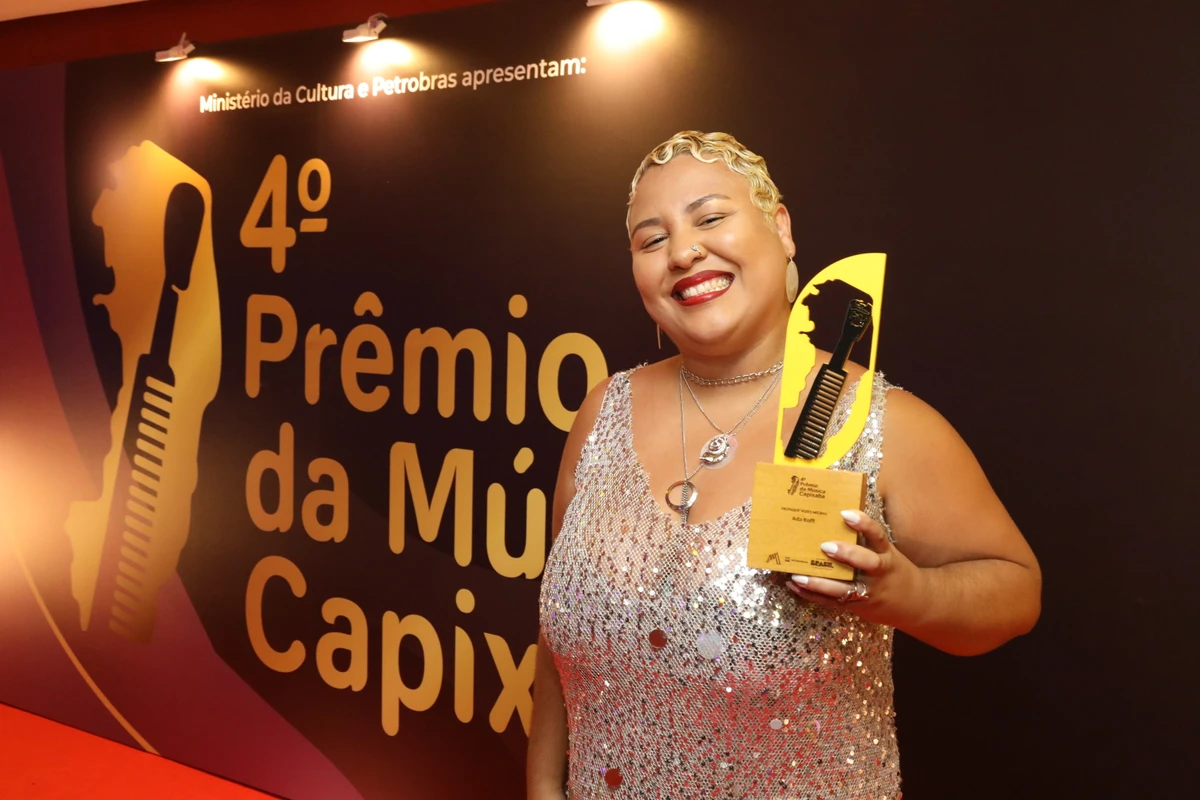 Ada Koffi venceu na categoria Vozes Negras