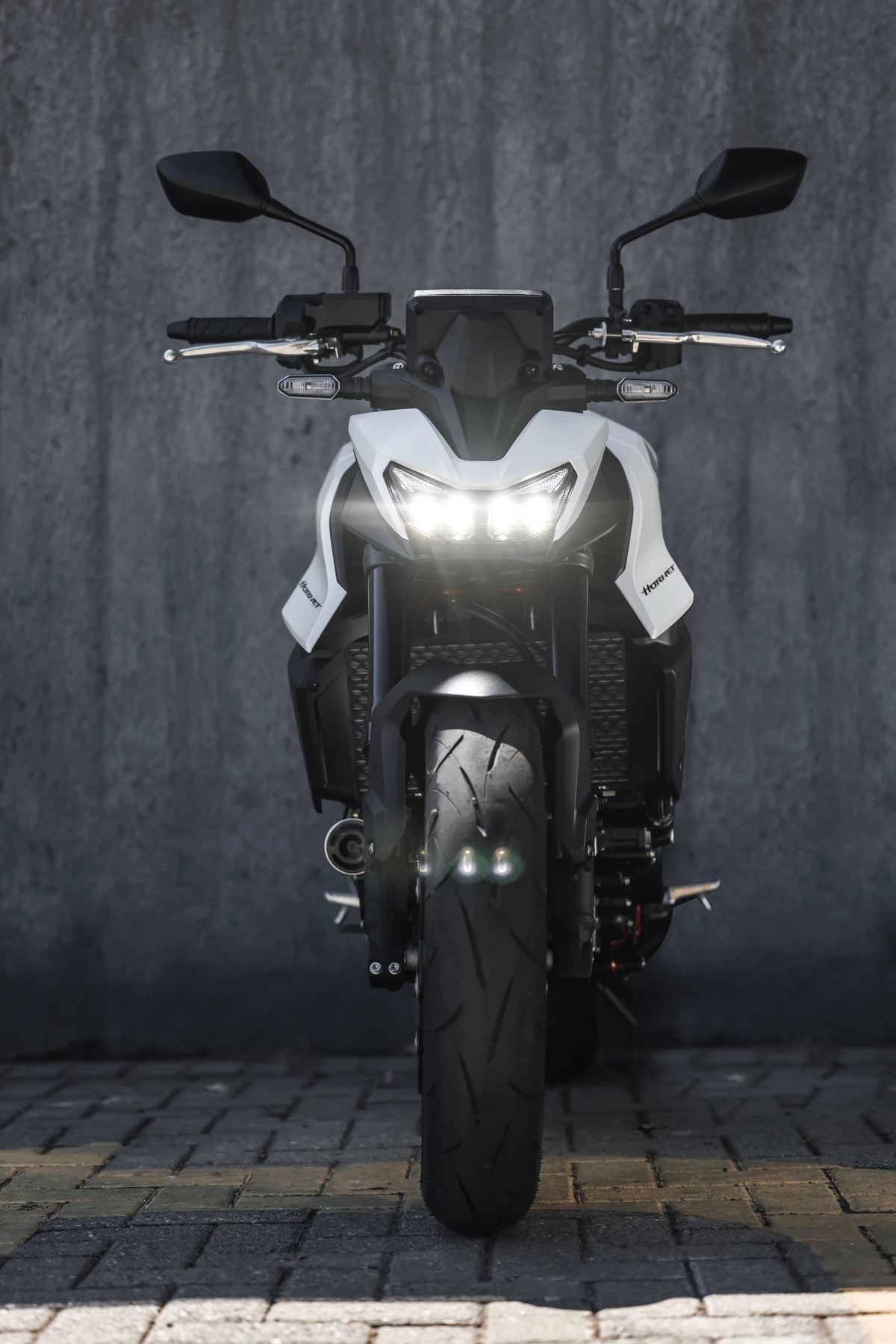 Farol único em LED com projetor duplo - versão Branco Perolizado por Honda/Divulgação