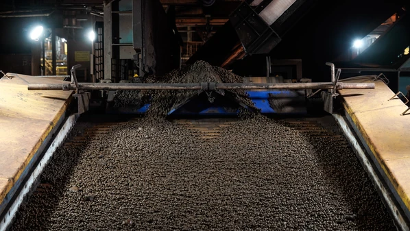 E agora? Será que os mensageiros do caos vão rever suas análises, uma vez que hoje a indústria do Espírito Santo retomou o crescimento, o maior entre os estados brasileiros?