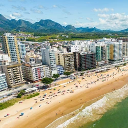 Mudança na forma de cálculo do imposto e na taxa de lixo motivou denúncias e abertura de procedimento no Ministério Público do Espírito Santo; contribuintes relatam dificuldades para pagar novos valores