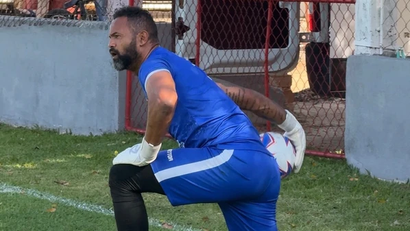 Presidente do Capixaba confirma que ex-camisa 1 do Flamengo vai assinar um pré-contrato para defender o clube no Estadual