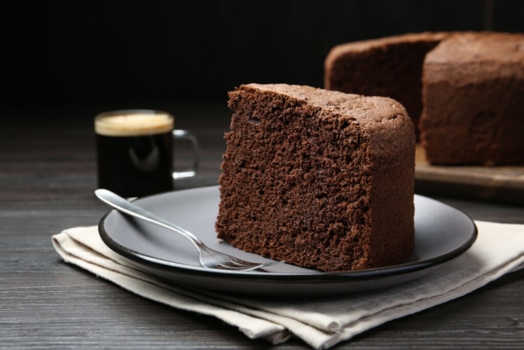 Bolo de chocolate (Imagem: New Africa | Shutterstock) 