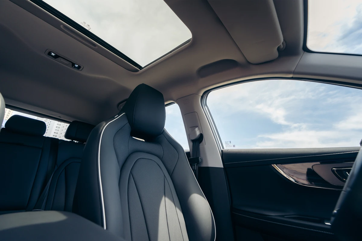 Veja como ficou o novo Omoda 5 HEV por Omoda & Jaecoo/Divulgação