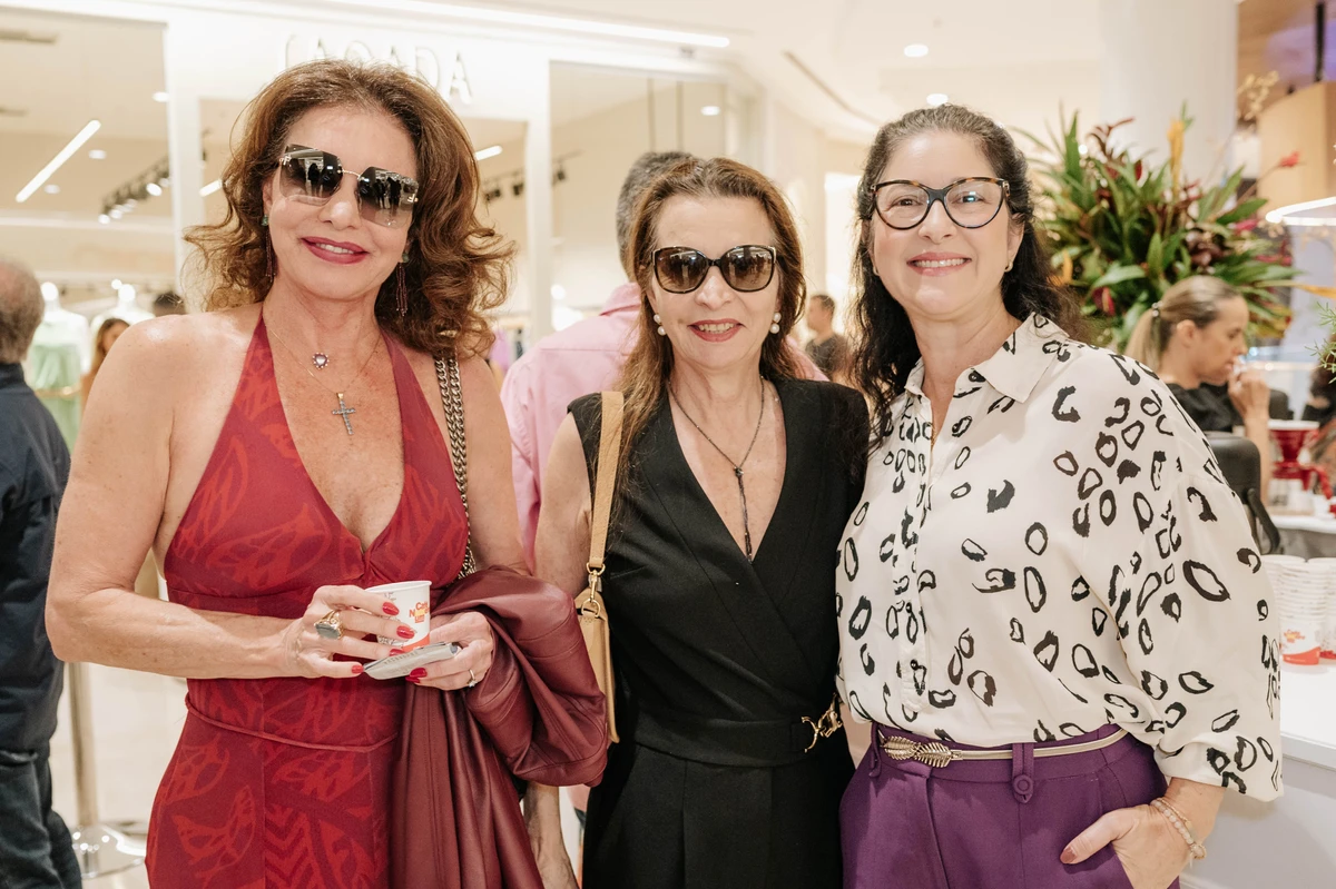 Sylviene e Silvely Guaitolini e Karla Simonetti