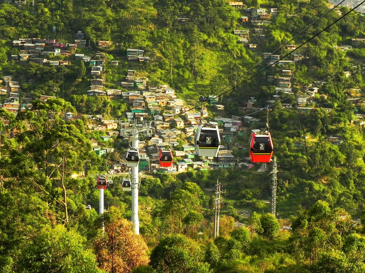 Teleférico em Medelín, na Colômbia