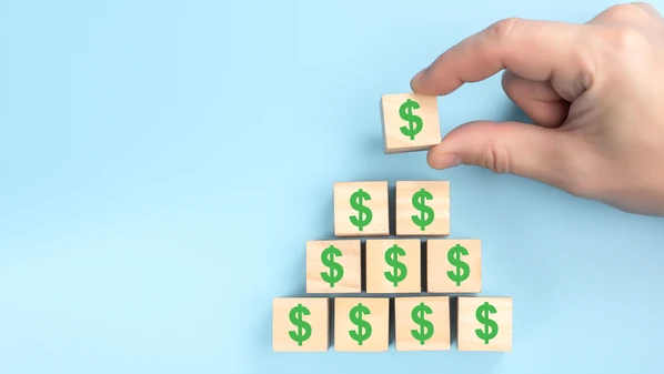 Apesar de esses golpes financeiros se reinventarem com nomes modernos, os sinais de alerta permanecem os mesmos; saiba identificá-los