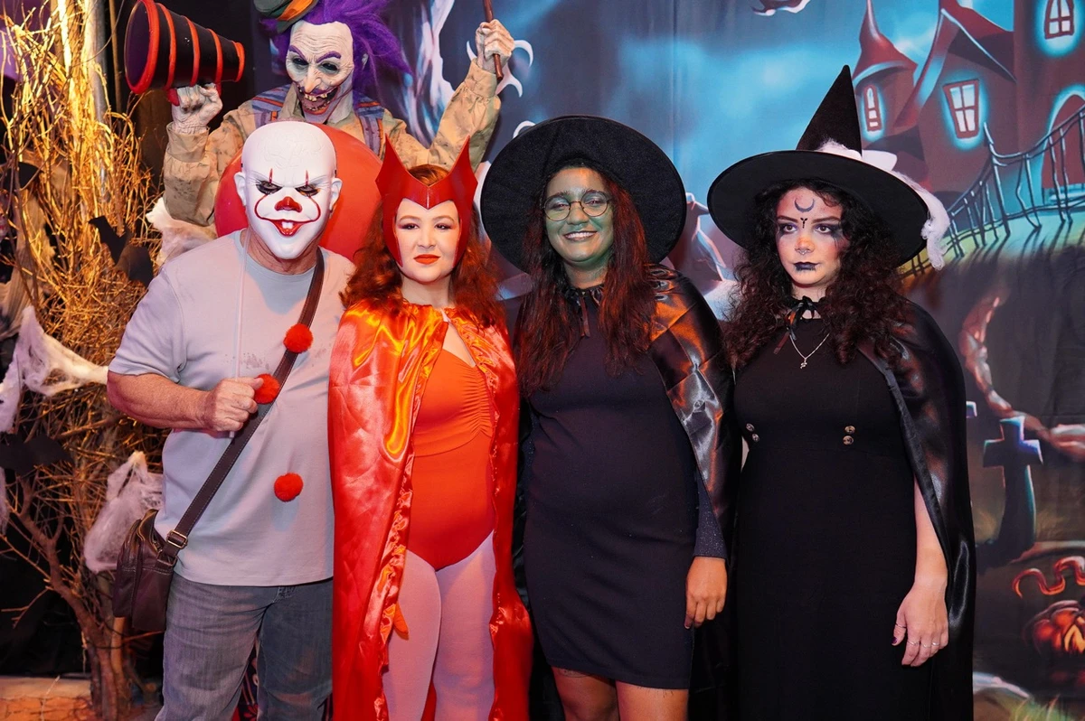 Ayrton de carvalho, Helaine Fernandes, Lara Azevedo, Ingrid Manga 