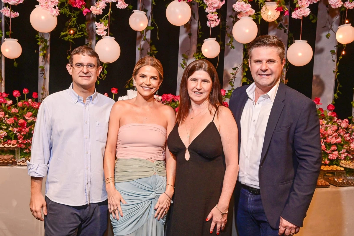 Geanne e Eduardo Serpa, Carla Lacerda e Jonas Giacomin