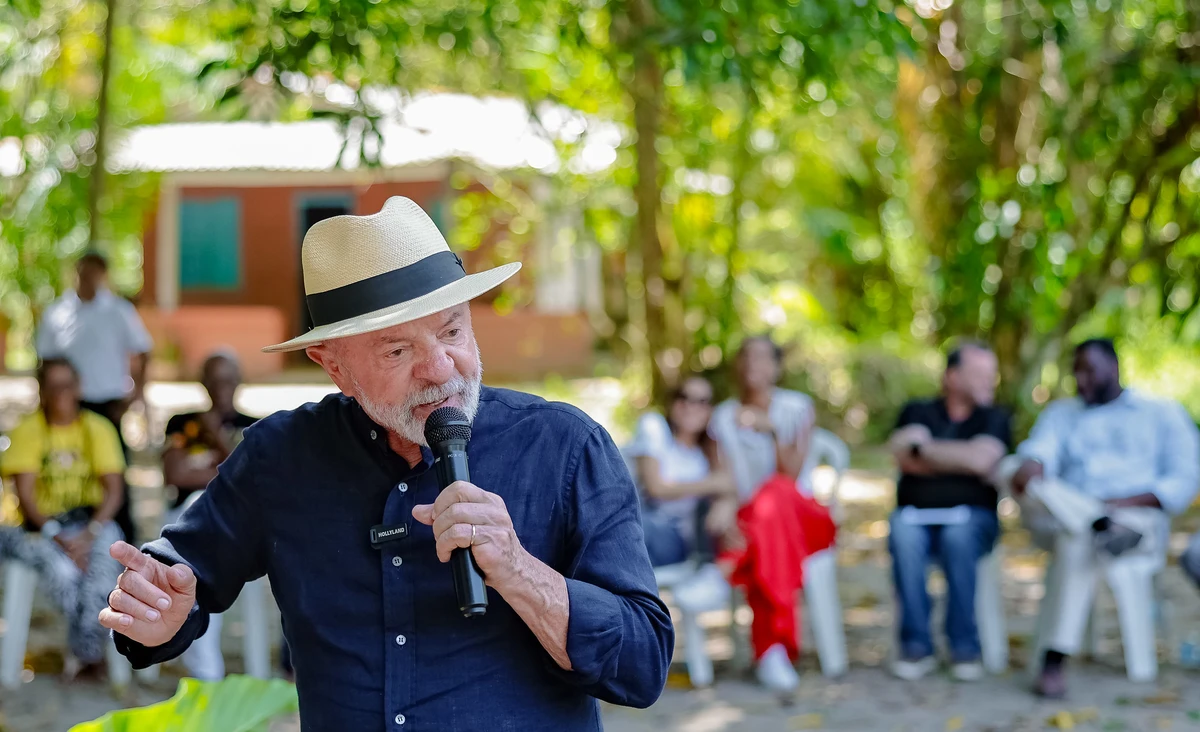 Presidente da República, Luiz Inácio Lula da Silva, durante visita a Quilombo no Pará