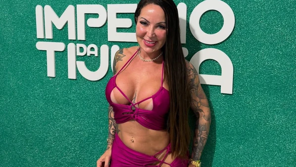 Elisa Sanches se desculpa após vídeo em evento da Império da Tijuca viralizar: 'Foi um erro'