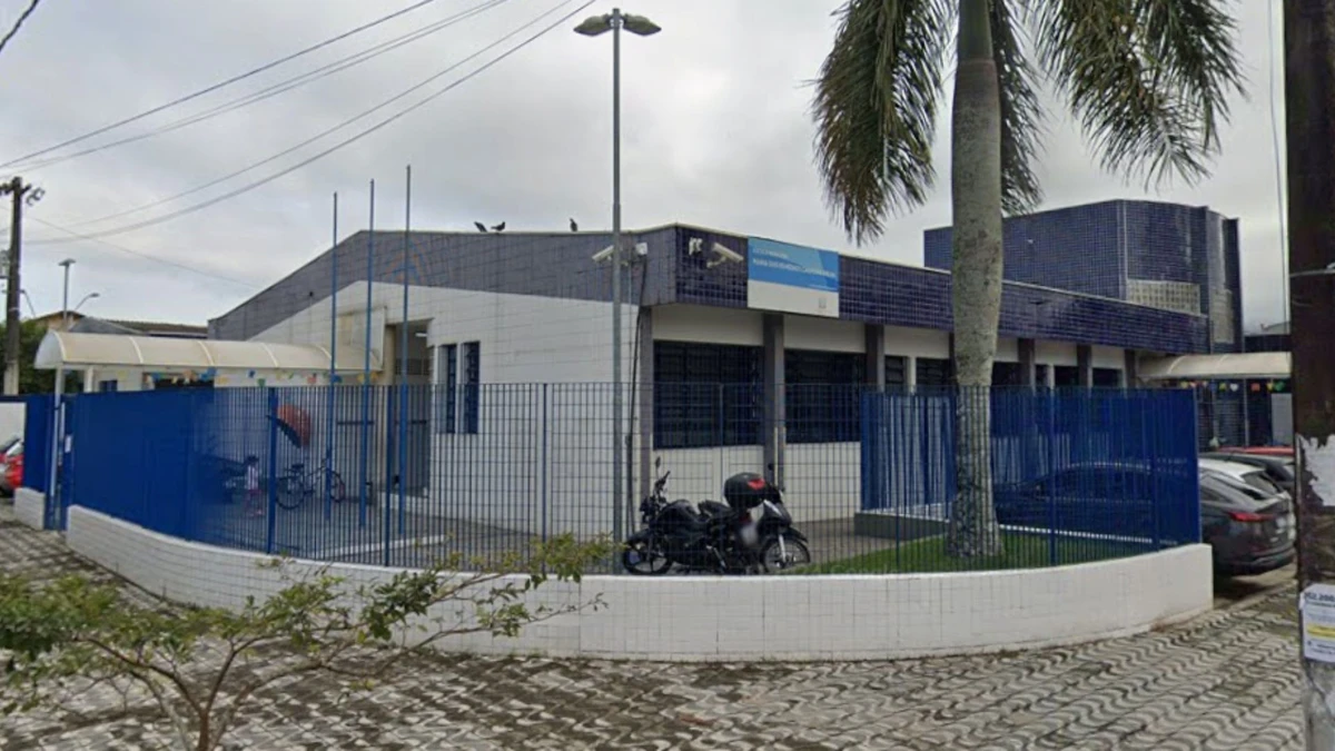 Escola Municipal Maria dos Remédios, no bairro Melvi, em Praia Grande, SP