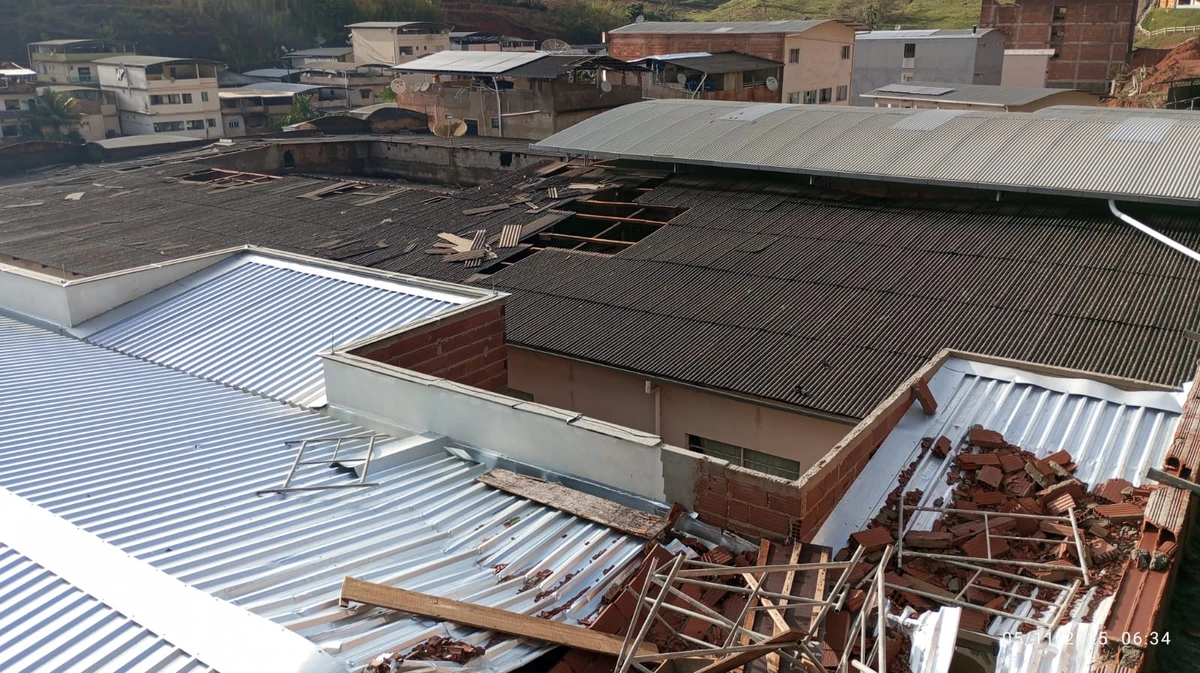 Prejuízo após temporal com granizo em Muniz Freire  por Prefeitura de Muniz Freire  