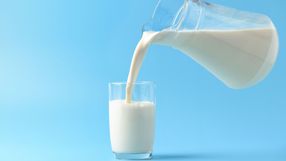 [Edicase]Não há evidências científicas que comprovem que o leite agrava o processo inflamatório (Imagem: Photoongraphy | Shutterstock)