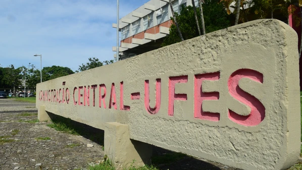 O gesto da Ufes não muda o passado, mas garante algo fundamental: que o passado não seja esquecido