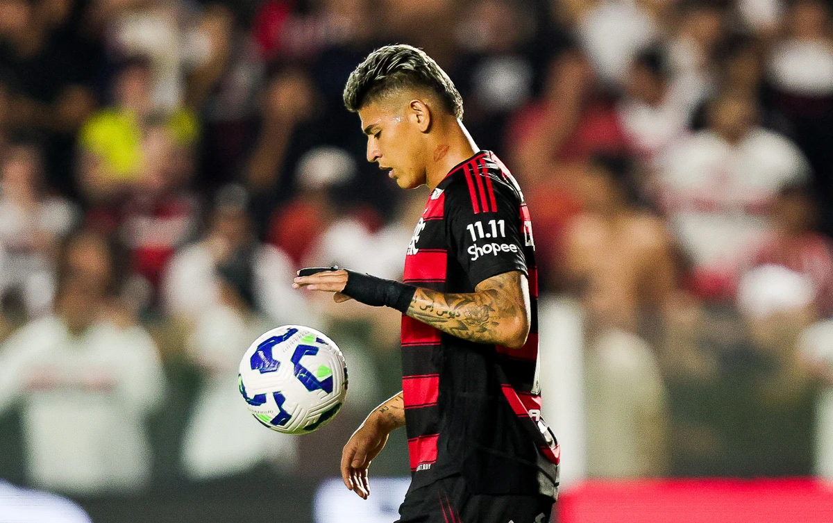 Flamengo empatou com o São Paulo em 2 a 2 ontem (05) na Vila Belmiro