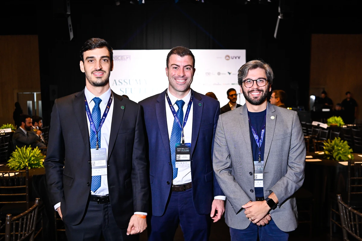 Édipo Ferreira, Victor Casagrande e Yuri Corrêa