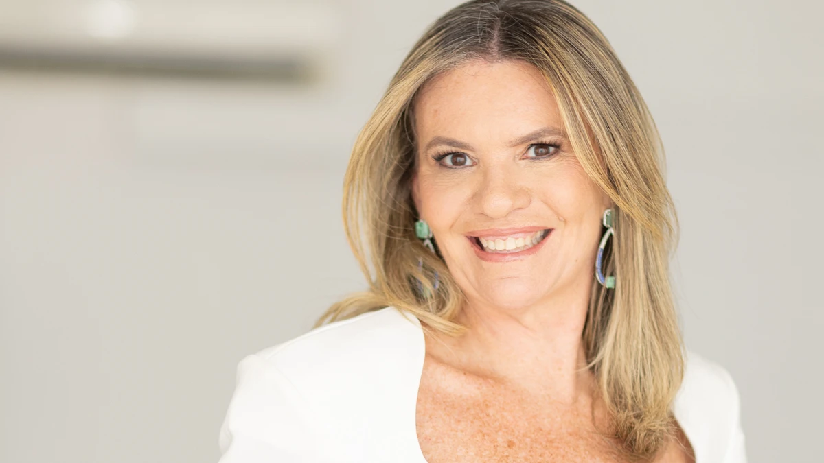 Por que a fome aumenta na menopausa? Entenda as causas hormonais