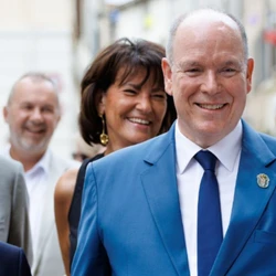 A organização é referência internacional em reflorestamento e educação ambiental, e Albert II é um apoiador antigo