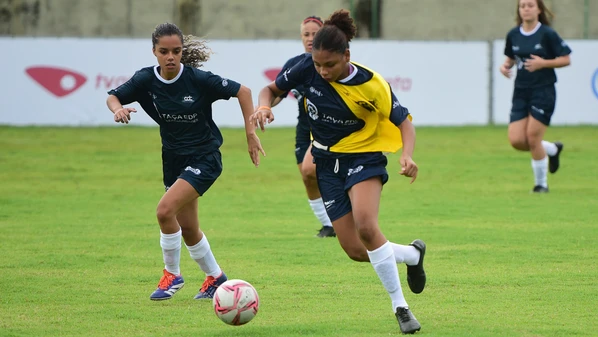 Após a maratona de partidas da fase de grupos, competição chega às eliminatórias com mais de 140 gols marcados em 60 partidas, mostrando o talento de 880 atletas capixabas