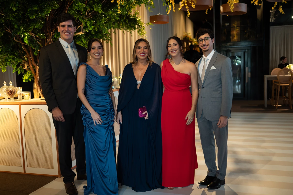 Rodrigo Farina e Carol Lindenberg, Aurelice Aguiar Lindenberg e Carlos Fernando