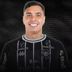 Jogador de 29 anos estava no futebol do Vietnã