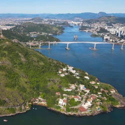 Decisão judicial publicada nesta segunda-feira (17) determinou a paralisação das intervenções; descumprimento pode gerar multa ao prefeito e secretário da pasta do município