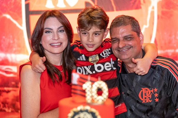 Débora Veronez, Benjamin e Patrick Ribeiro