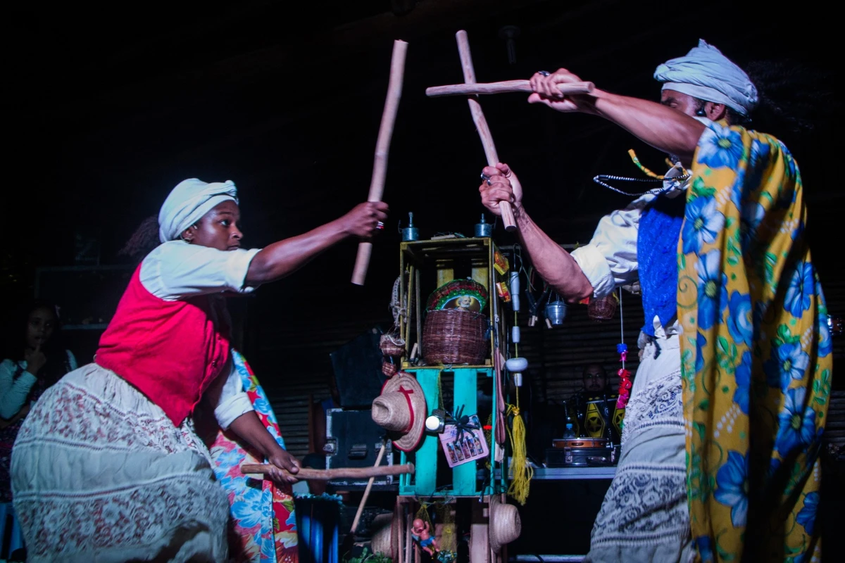 Espetáculo Memórias à Venda 