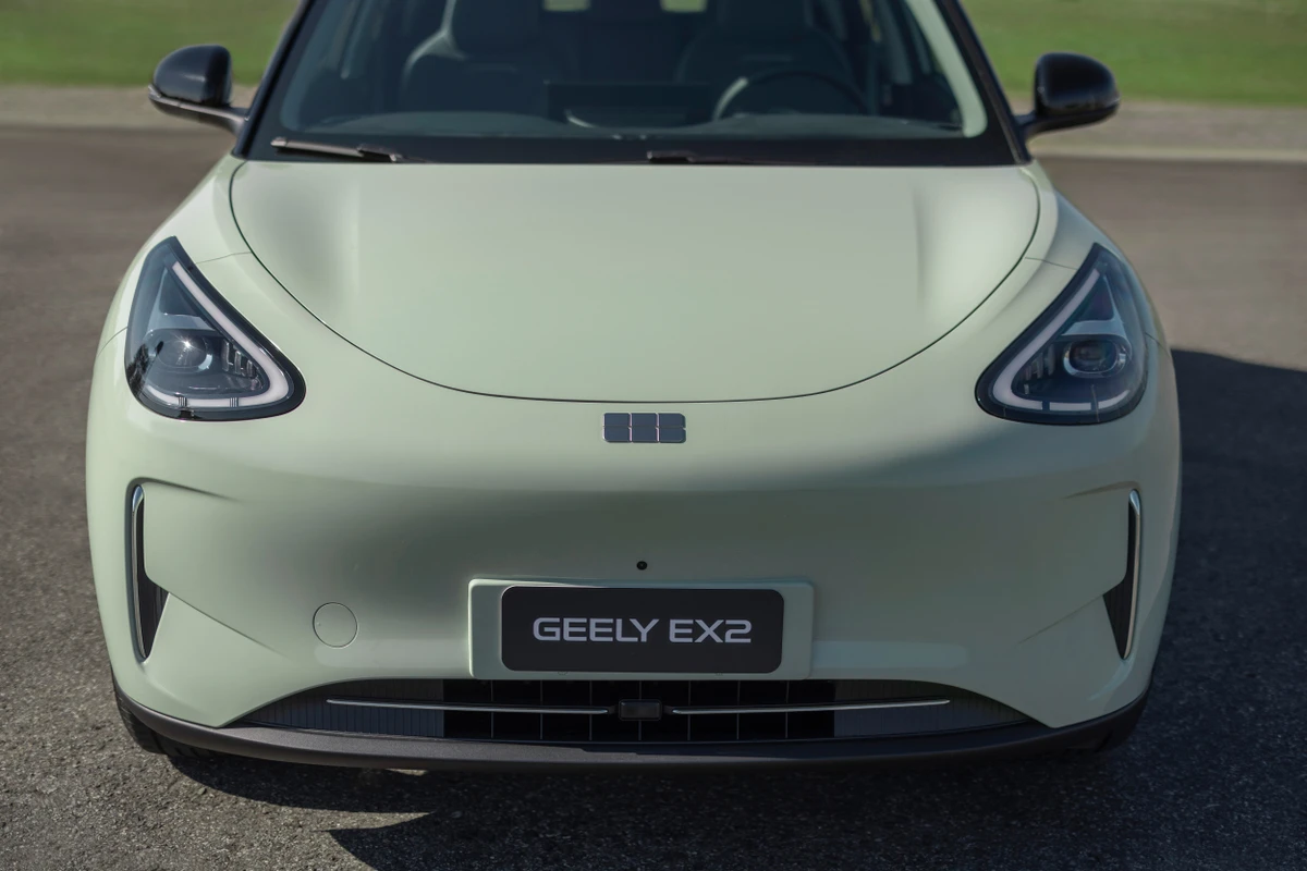 Geely EX2