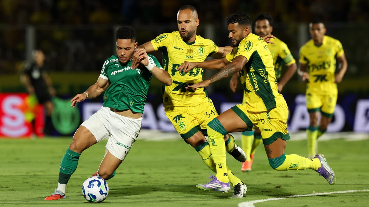 Mirassol venceu o Palmeiras por 2 a 1 na noite deste domingo (9), no Municipal José Campos Maria, em jogo válido pela 33ª rodada do Campeonato Brasileiro