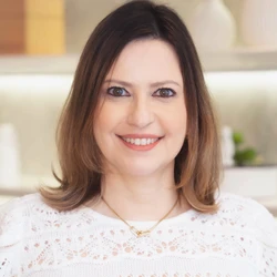 A dermatologista Giane Giro esteve no Koreaderma, um dos principais congressos na Ásia, e conta porque o país tornou uma referência global quando o assunto são os cuidados com a pele