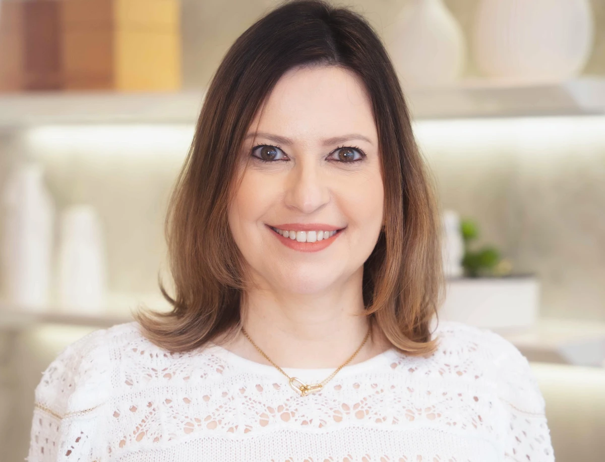 Giane Giro, dermatologista